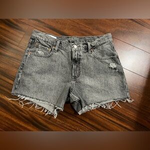 Gap women’s 28 denim shorts, distressed grey
